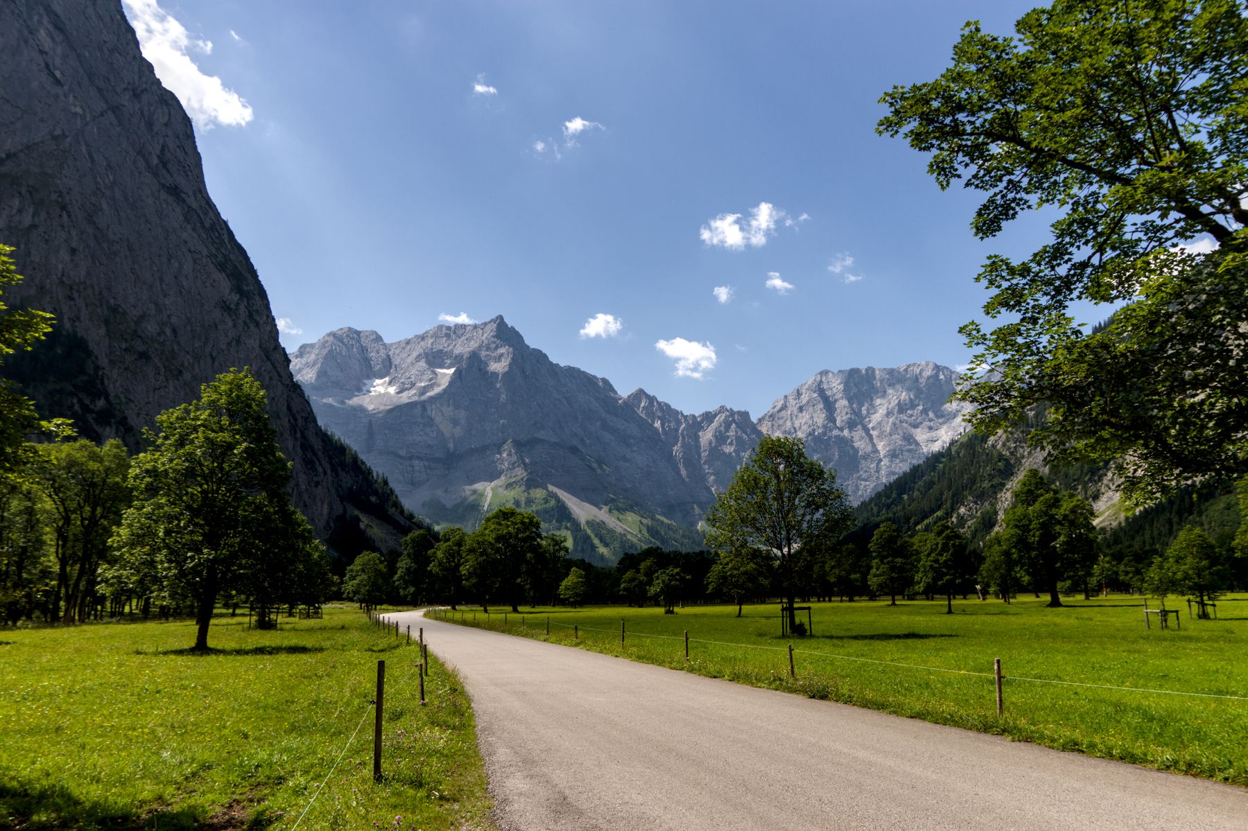 Bergstraße in Tirol